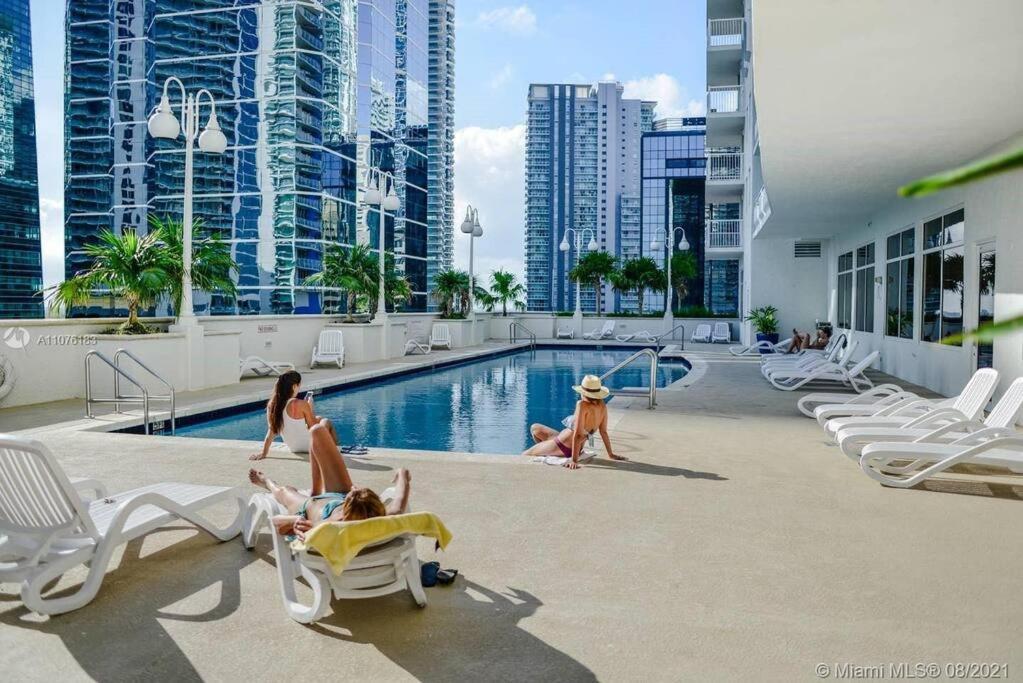 Ferienwohnung Ocean View 35Th Floor, In The Heart Of Miami Exterior foto