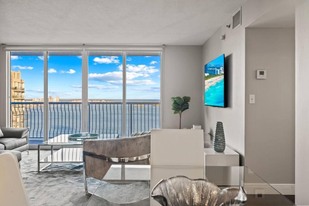 Ferienwohnung Ocean View 35Th Floor, In The Heart Of Miami Exterior foto